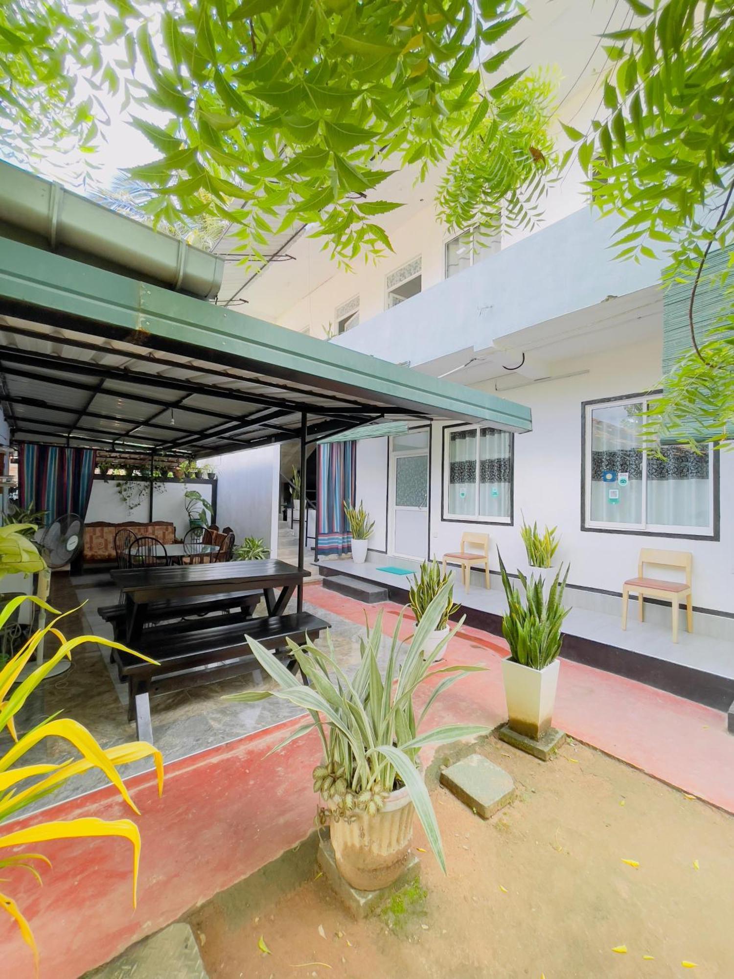 Araliya White House Apartment Negombo Exterior photo